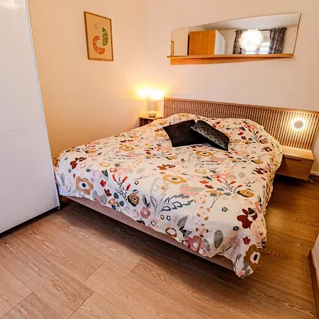 Διαμέρισμα Temple Jacquesson - Gare - Centre - Wifi Rapide Et Streaming - Parking Gratuit - Check In 24h - Climatisation - Ideal Pros - Cour Privee - Barbecue *