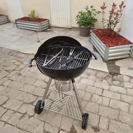 Διαμέρισμα Temple Jacquesson - Gare - Centre - Wifi Rapide Et Streaming - Parking Gratuit - Check In 24h - Climatisation - Ideal Pros - Cour Privee - Barbecue