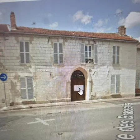 Temple Jacquesson - Gare - Centre - Wifi Rapide Et Streaming - Parking Gratuit - Check In 24h - Climatisation - Ideal Pros - Cour Privee - Barbecue